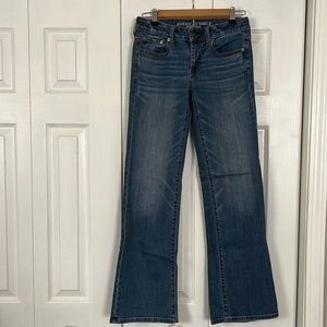 American Eagle Super Stretch Favorite Boyfriend jeans sz 4R
